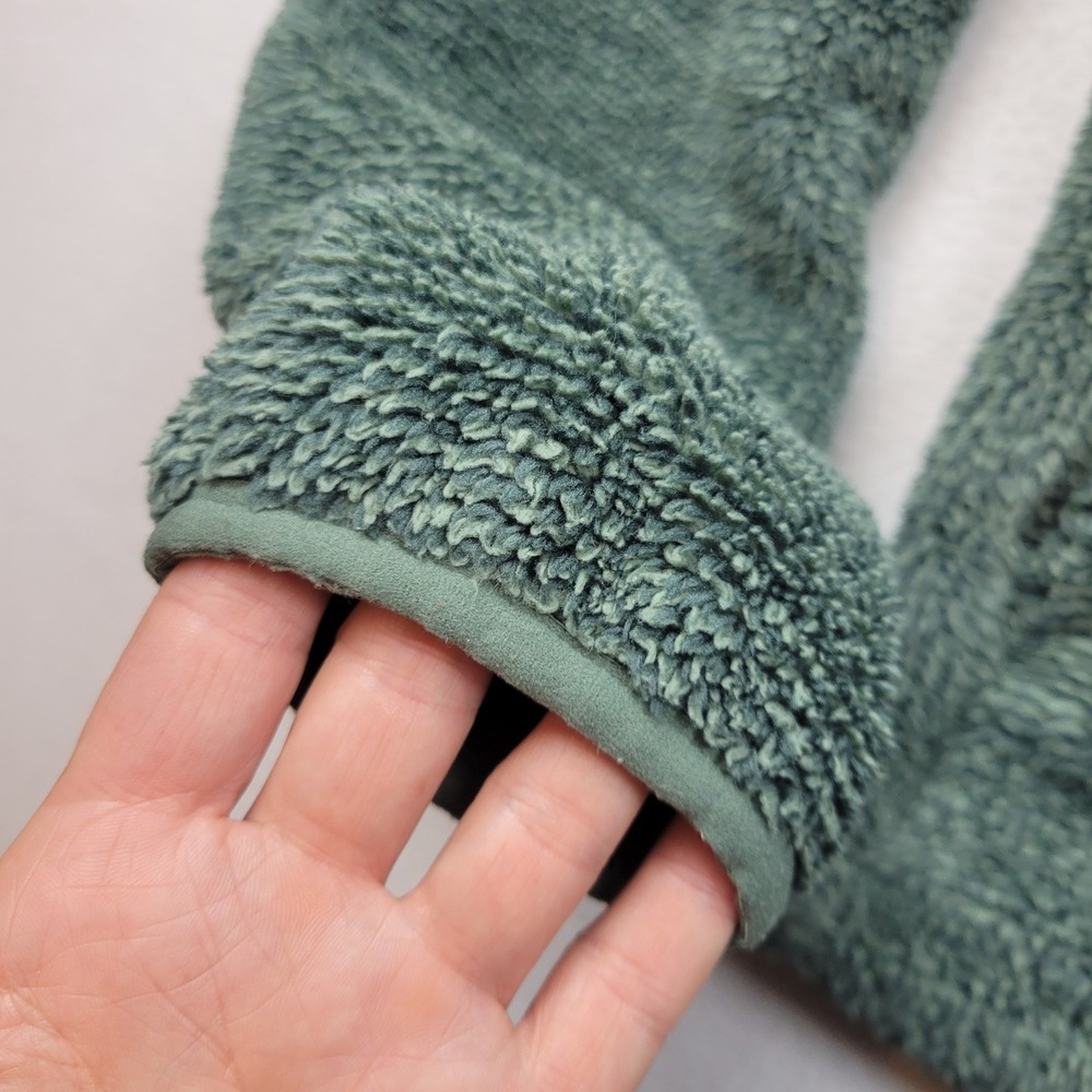 North Face Osito Jacket Women‎ Medium Green Fuzzy Fleece Teddy Full Zip Hike - Picture 3 of 15